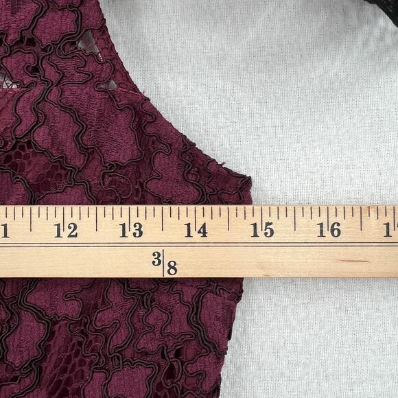 ALEXIS Evie Lace Midi Sheath Dress Womens Small Burgundy Crew Neck Cold Shoulder - Picture 13 of 16